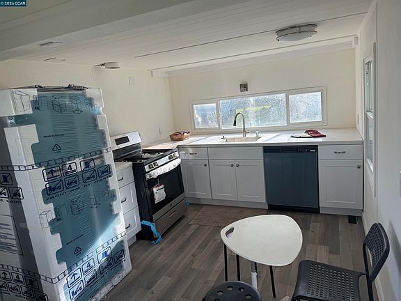 5th image of 3505 Gateway Rd #13M