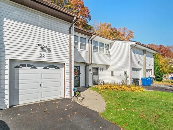 22 Fitzgerald Court, Monroe, NY 10950