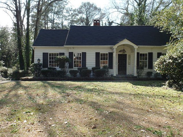 2nd image of 934-944 Nottingham Dr