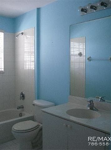 2nd image of 12771 SW 42nd St