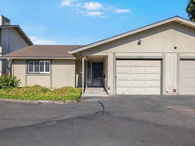 1183 Progress Dr APT A, Medford, OR, 97504