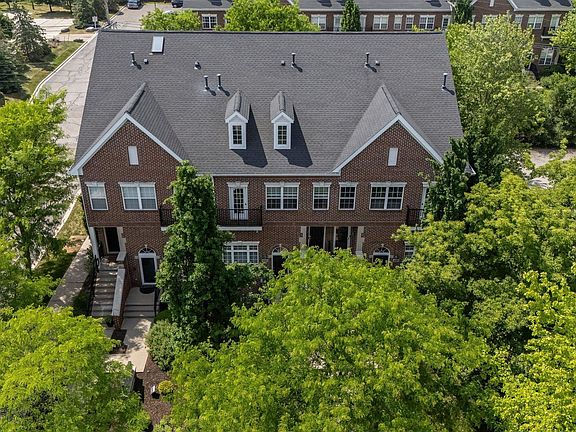 2nd image of 1097 Ann Arbor Rd W