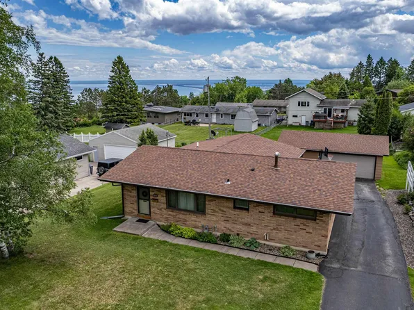 324 Hawkins St, Duluth, MN 55811