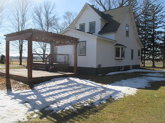 4th image of 845 190th St