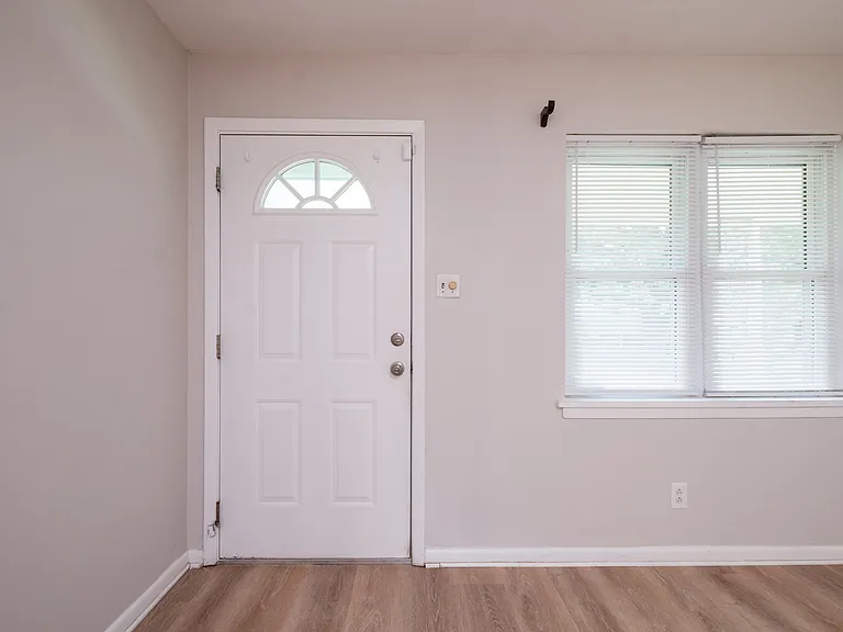 6915 Bluebird Dr — Photo 8