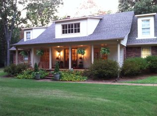 501 N Country Way Dr, Cordova, TN 38018