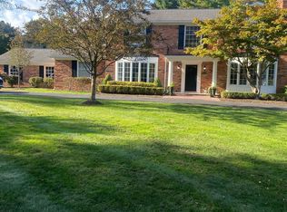 26420 Normandy Rd, Franklin, MI 48025