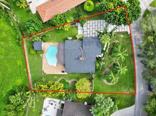 12801 S Calusa Club Dr, Miami, FL 33186