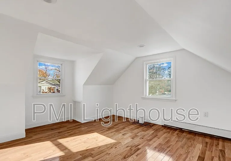 25 Thorney Ave — Photo 16