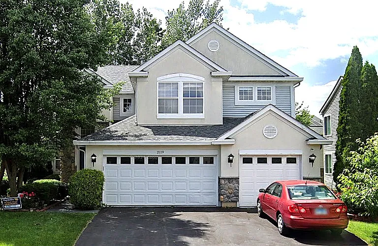2119 Horncastle Ln — Photo 1