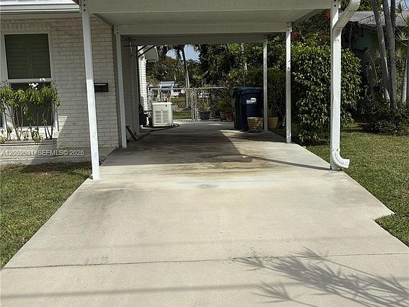 2nd image of 19120 Bel Aire Dr
