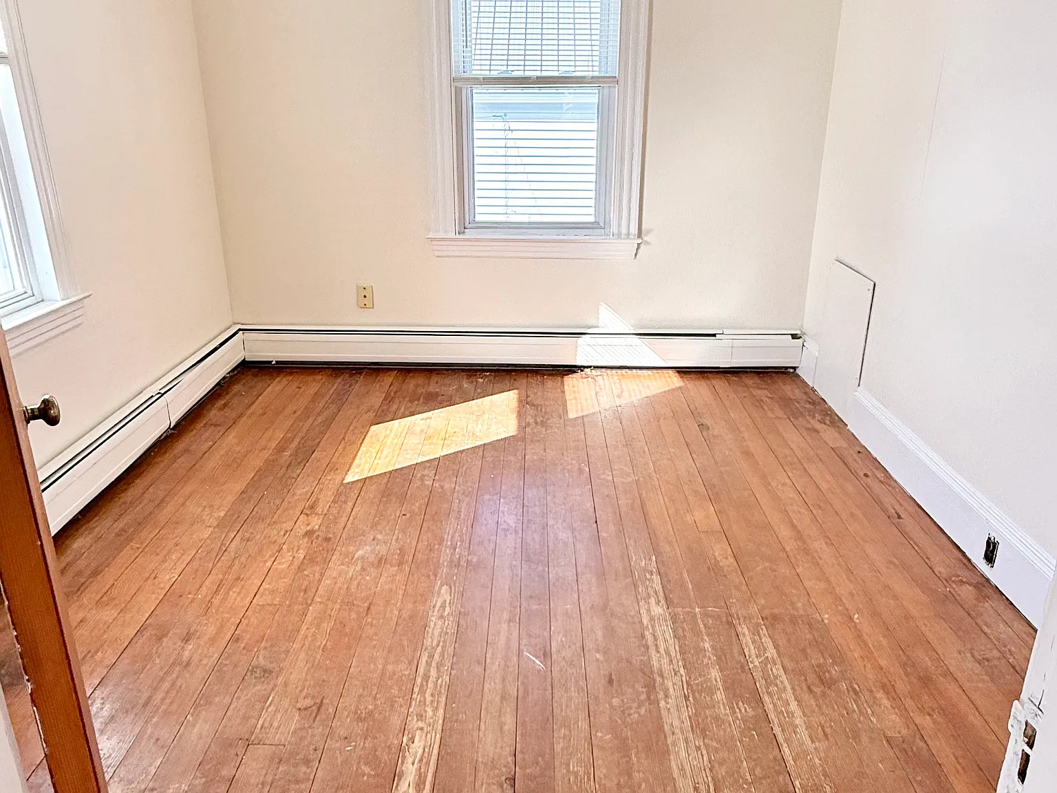 2 bed, $1,200 — Photo 3