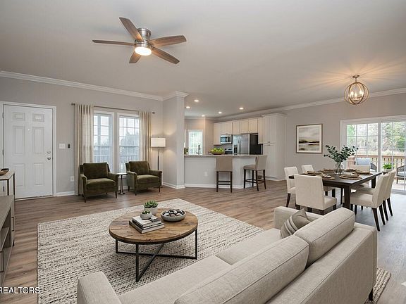 4th image of 155 Waters Edge Dr