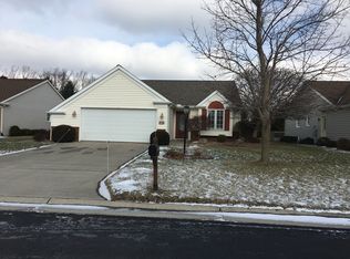 26 Linda Dr, Fremont, OH 43420