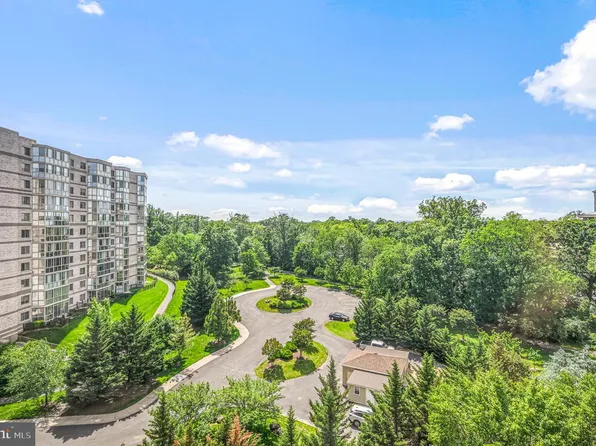 19355 Cypress Ridge Ter Unit 802, Leesburg, VA 20176
