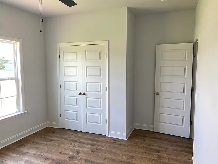 215 Bailey Cir — Photo 14
