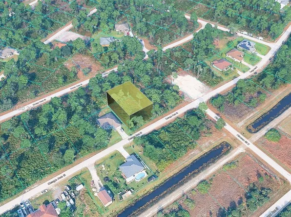 526 Osage Ave S, Lehigh Acres, FL 33974