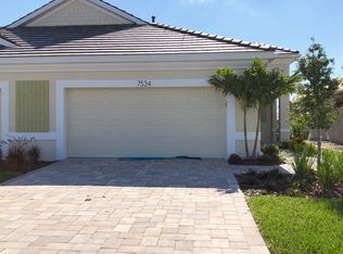 7534 Campus Cv, Sarasota, FL 34243