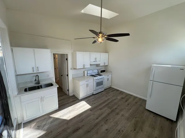 1640 S Tremont St APT C, Oceanside, CA 92054