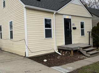 6775 Chalmers Ave, Warren, MI 48091