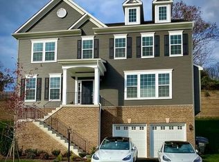 19250 Stoney Ridge Pl, Triangle, VA 22172