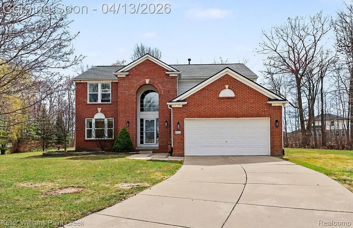 18124 Bayside Dr photo 1