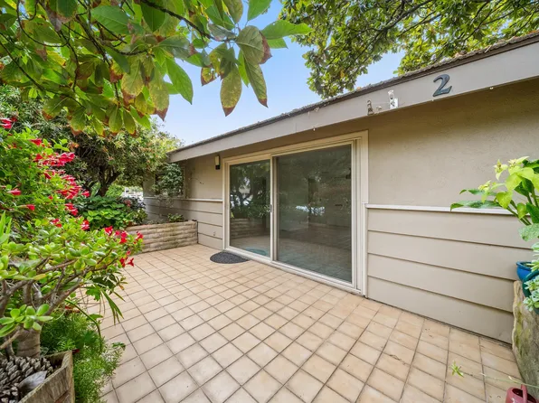 330 Moreton Bay Ln Unit 2, Goleta, CA 93117