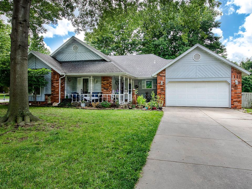 Alan Evans 901 Brooke Ct 3