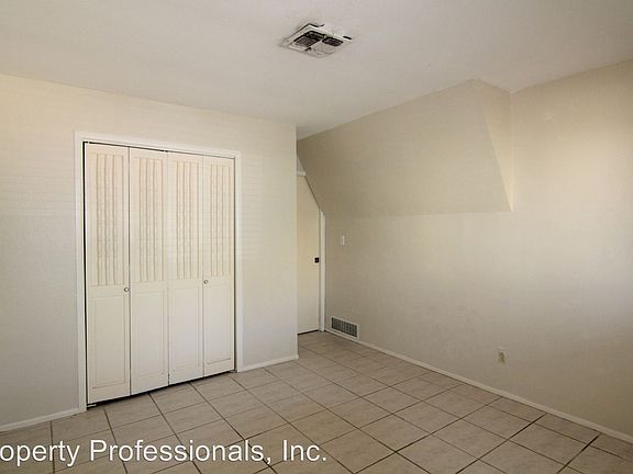 5th image of 102 S Union Ave