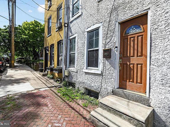 5th image of 5542 Morris St