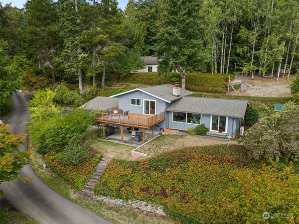 2410 Beach View Lane NW, Olympia, WA 98502