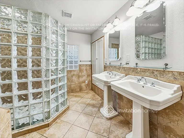 12480 N 83rd Dr — Photo 11