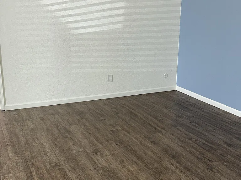 3471 Monroe Ave #4 — Photo 6