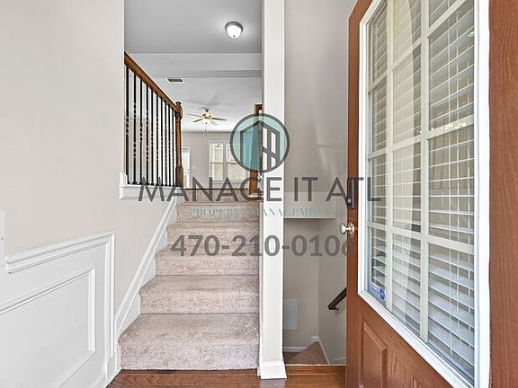 3rd image of 2670 Village Place Dr