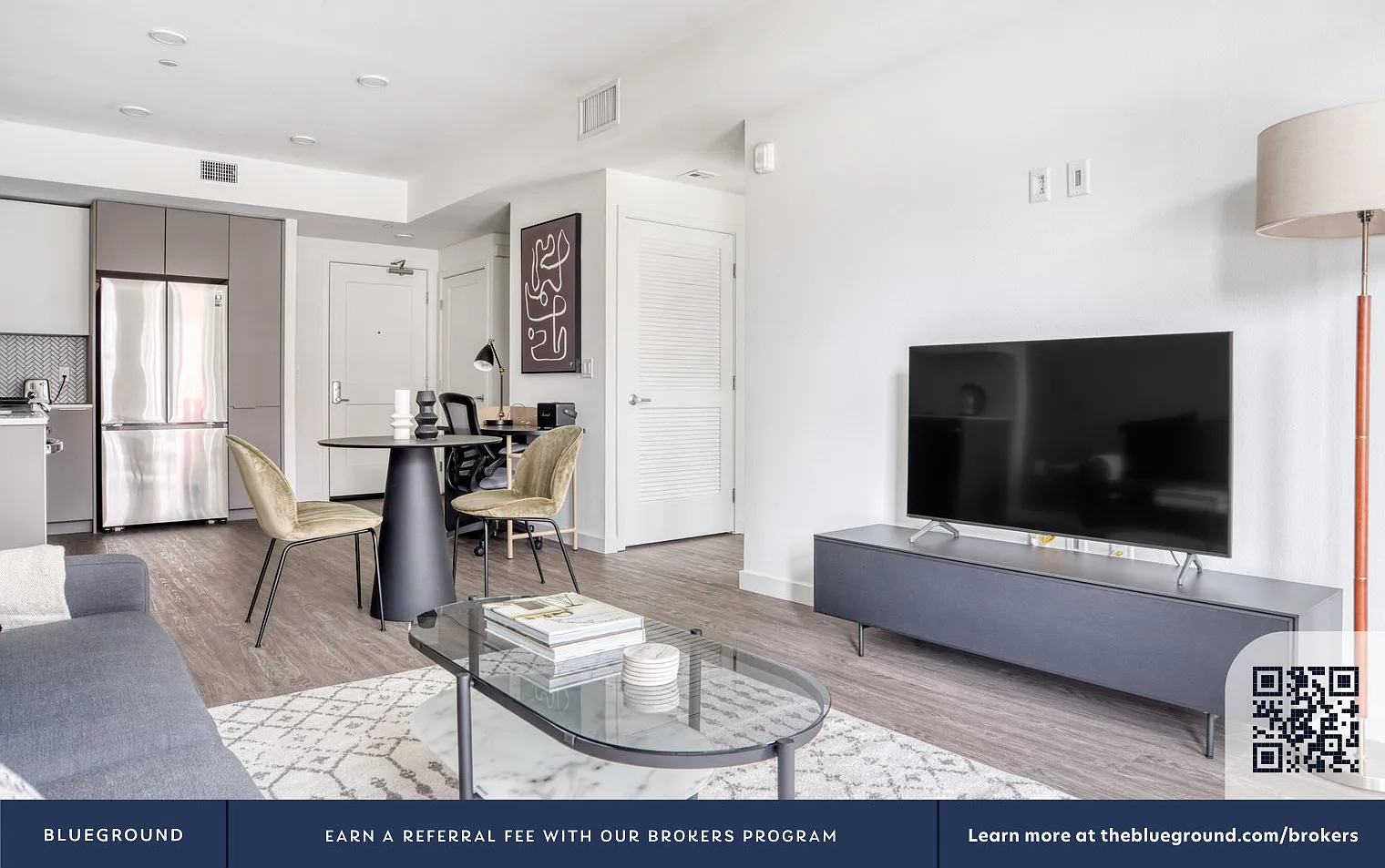 1 bed, 1.0 bath, 672 sqft, $3,360 — Photo 3