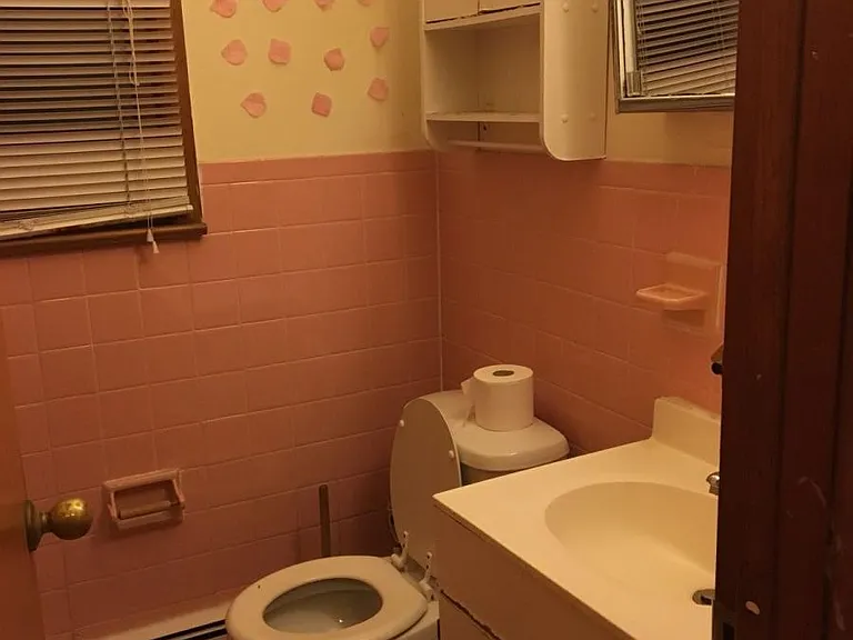 312 Davis Ave #2 — Photo 5