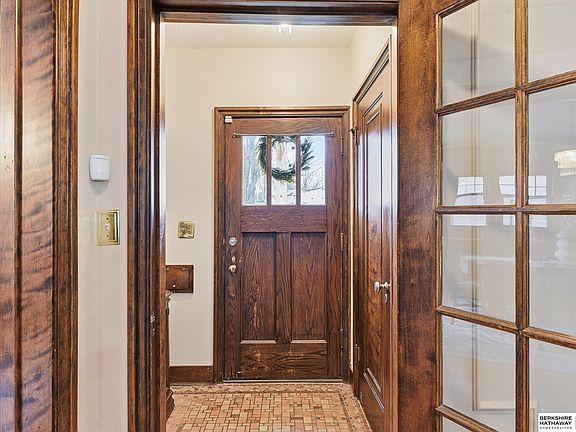 4th image of 534 S 51st Ave