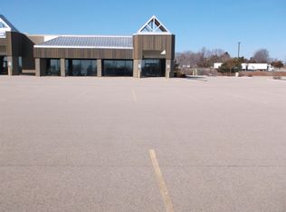 2035 S Koeller St, Oshkosh, WI 54902