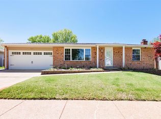 734 Peal Dr, Saint Louis, MO