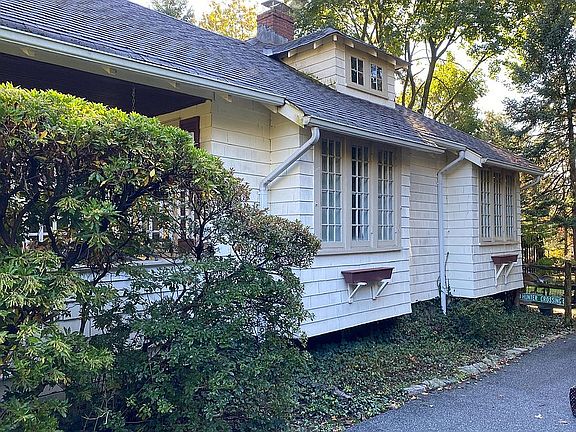 2nd image of 74 De Baun Ave