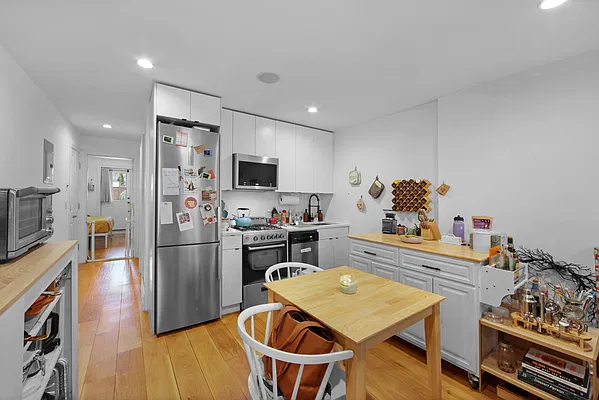 Rented by Oxford Property Group | media 2