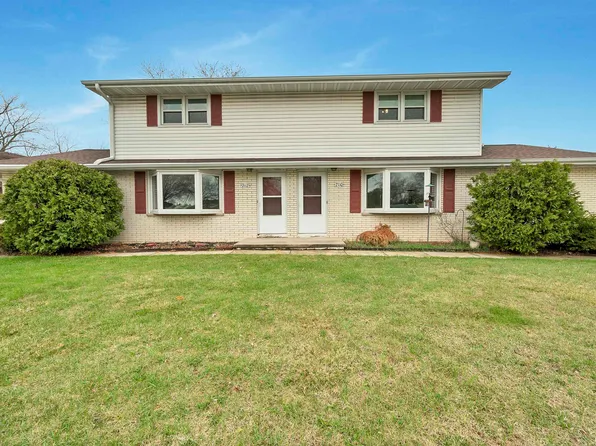 2110 Elmview Dr, Green Bay, WI 54304