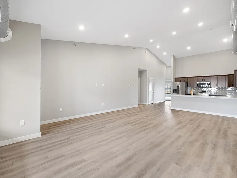 Independence Townhomes — Photo 15