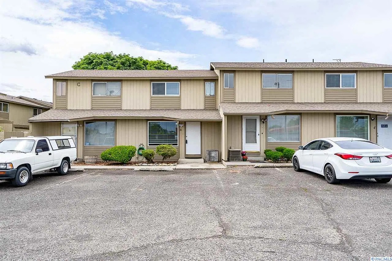 2 bed, 1020 sqft, $1,400 — Photo 1