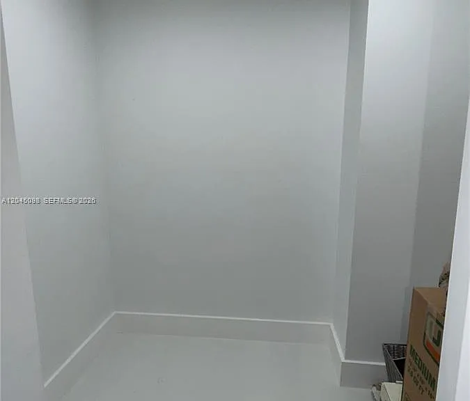 2333 Brickell Ave #614 — Photo 30