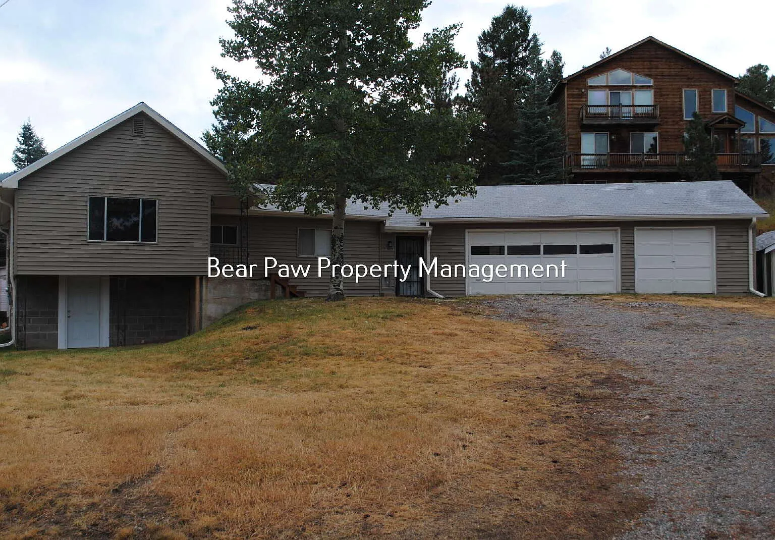 3 bed, 1.0 bath, 2000 sqft, $2,440 — Photo 1