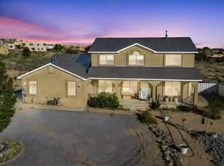 1531 Acapulco Rd NE, Rio Rancho, NM 87144