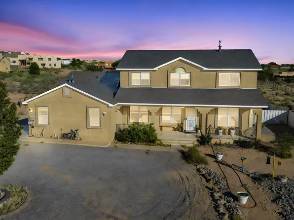 1531 Acapulco Rd NE, Rio Rancho, NM 87144