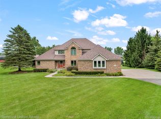 7650 Five Mile Rd, Northville, MI 48168