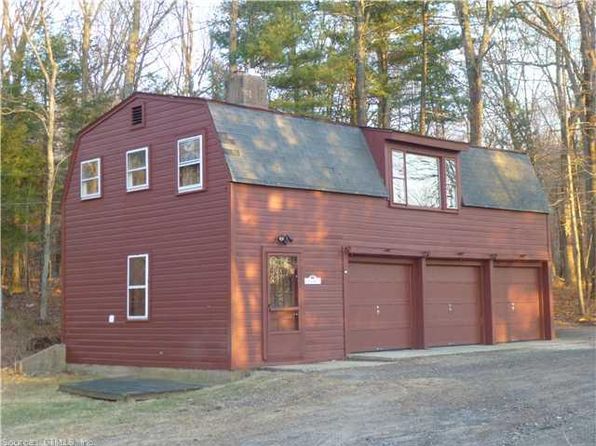 43 School House Ln